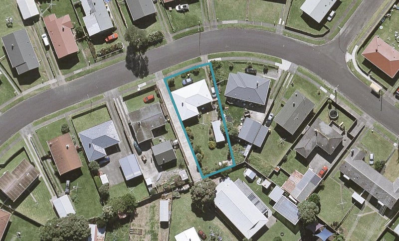39 Marama Crescent, Spotswood, New Plymouth - Carousel 1