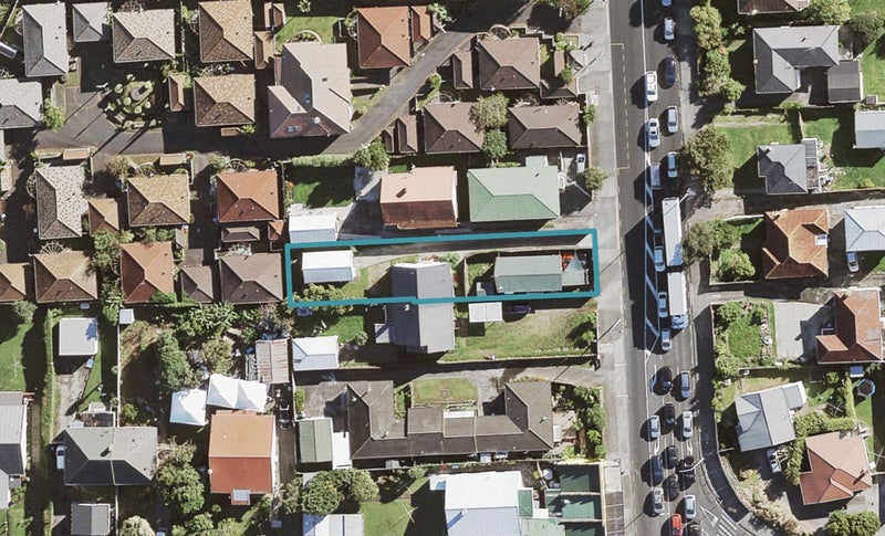 2/123 Blockhouse Bay Road, Avondale, Auckland - Carousel 1