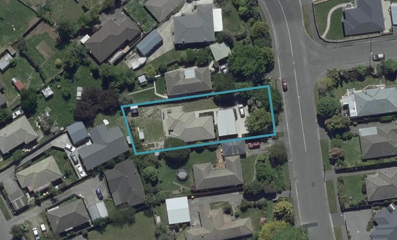 81 Brookside Terrace, Bryndwr, Christchurch - Carousel 1