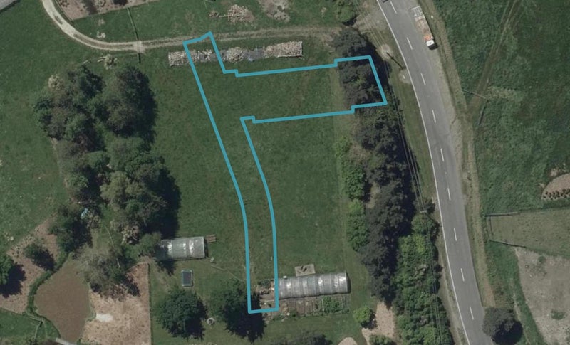 3 Kahika Lane, Westmorland, Christchurch - Carousel 1