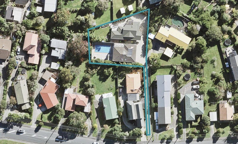 2/0 Firth Road, Torbay, Auckland - Carousel 1