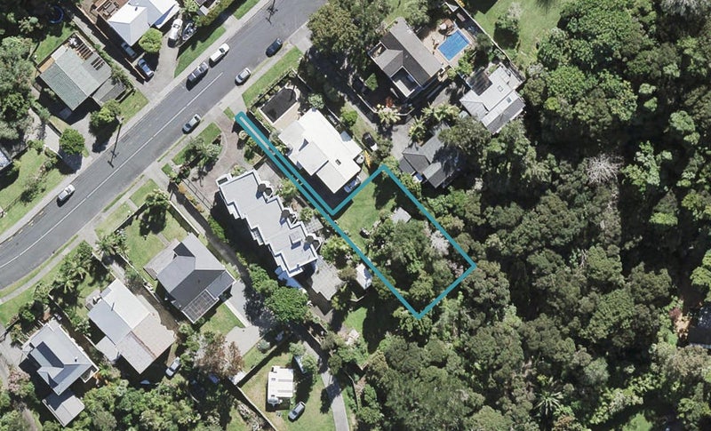 62A Island Bay Road, Beach Haven, Auckland - Carousel 1
