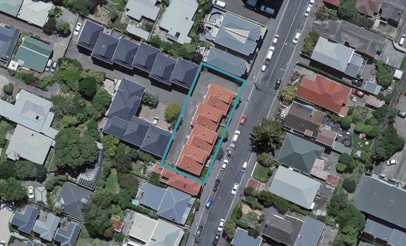 2/20 Thompson Street, Mount Cook, Wellington - Carousel 1