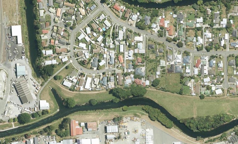 34 Snowden Crescent, Islington, Blenheim - Carousel 1