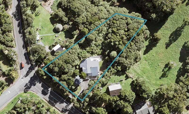 132 Piha Road, New Lynn - Carousel 1