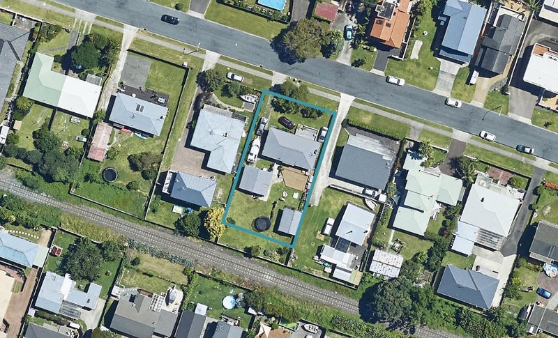16 Kulim Avenue, Otumoetai, Tauranga - Carousel 1