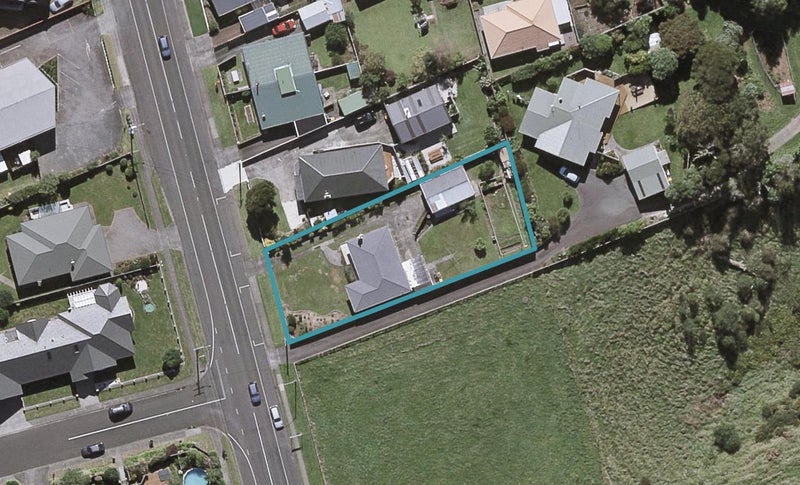 17 Barrett Road, Whalers Gate, New Plymouth - Carousel 1