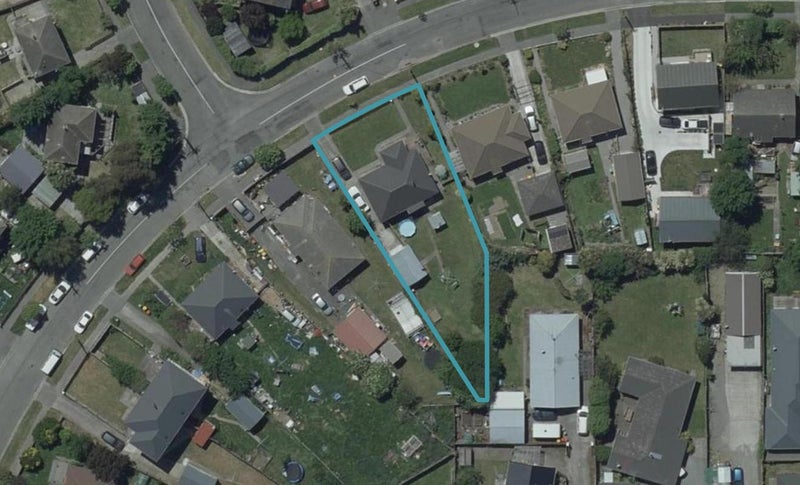 16 Rowcliffe Crescent, Avonside, Christchurch - Carousel 1