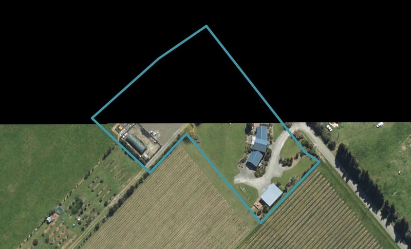 105 Clover Road West, Hope, Richmond - Carousel 1