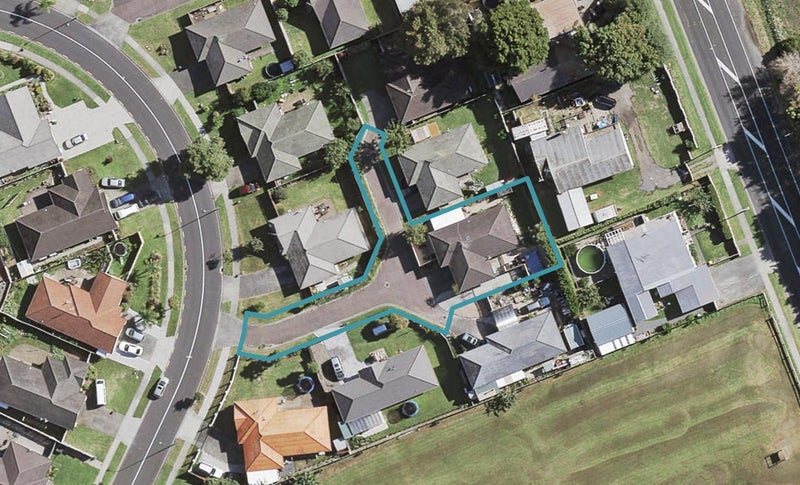 31 Foxlaw Street, Randwick Park, Auckland - Carousel 1