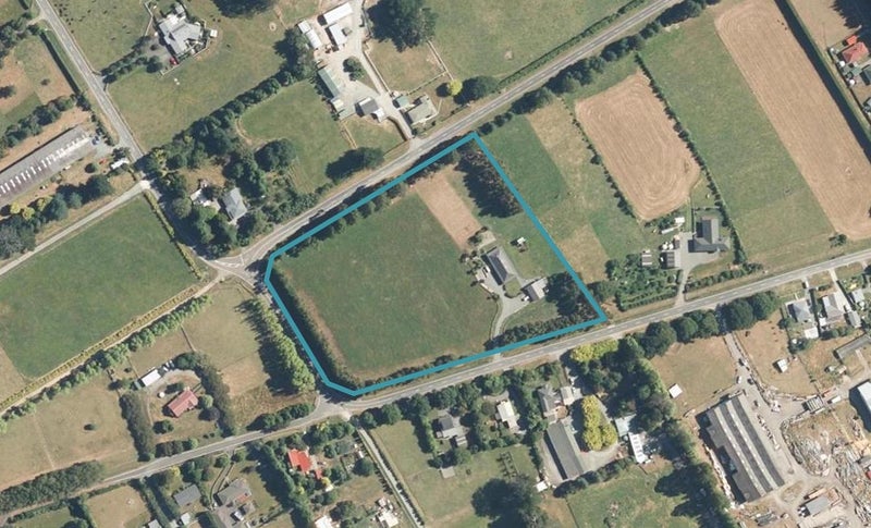 21 Flux Road, Mangaroa, Upper Hutt - Carousel 1