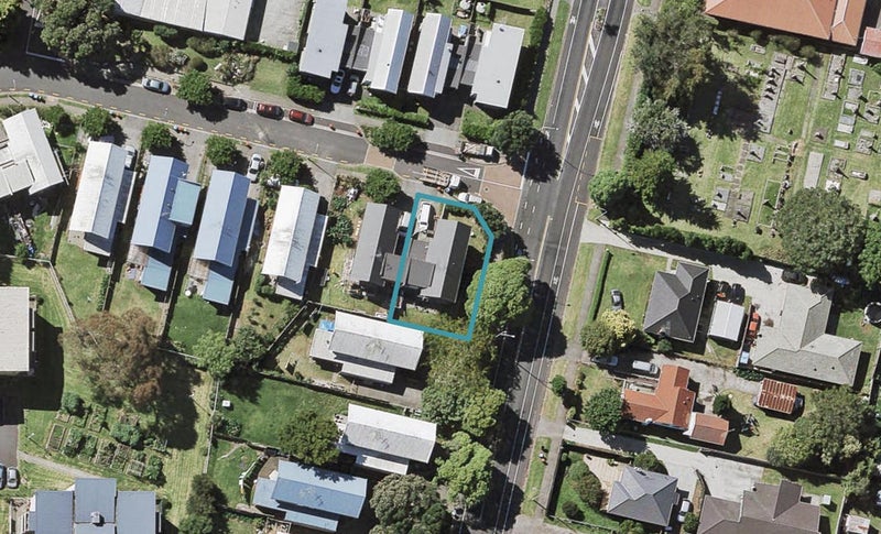37 Salima Talagi Street, Point England, Auckland - Carousel 1