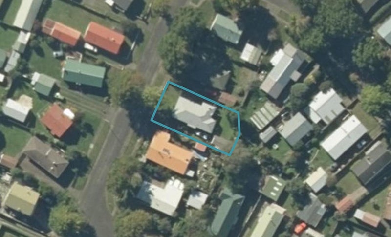 17 Raukura Street, Turangi - Carousel 1