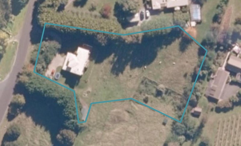 11 Blue Ridge Drive, Taupo - Carousel 1
