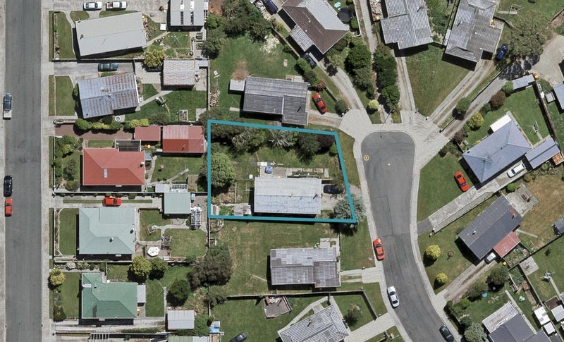 34 Dundee Place, Strathern, Invercargill - Carousel 1