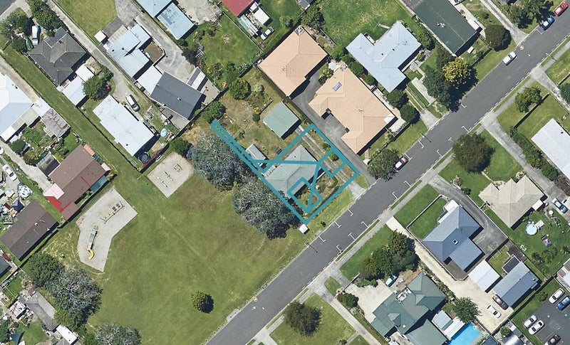 1 Kahikatea Way, Gate Pa, Tauranga - Carousel 1