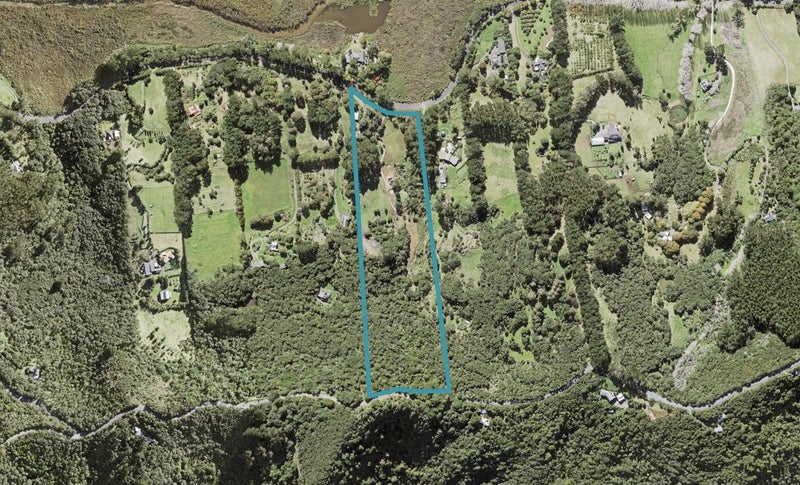 132 Bethells Road, Waitākere, Auckland - Carousel 1