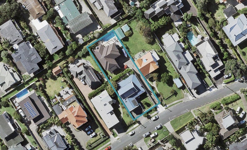 2/18 Park Avenue, Takapuna, Auckland - Carousel 1