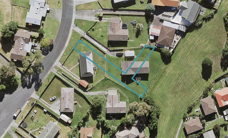 12 Hono Way, West Harbour, Auckland - Carousel 1