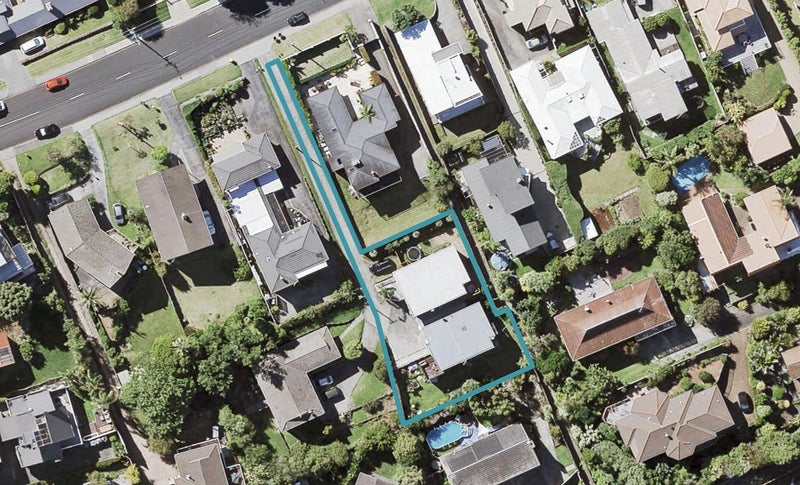 2/54 Knights Road, Rothesay Bay, Auckland - Carousel 1