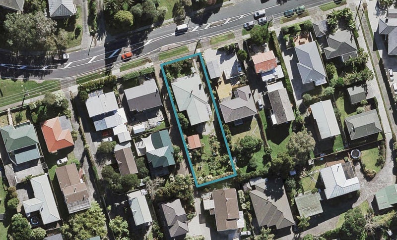 26 Roberts Road, Glenfield, Auckland - Carousel 1