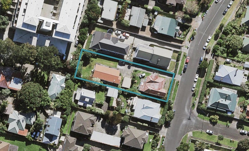 82A Aroha Avenue, Sandringham, Auckland - Carousel 1