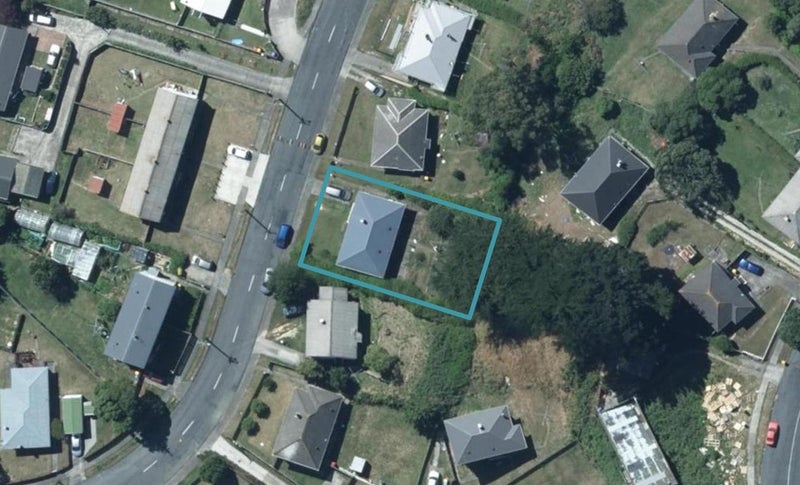 94 Hampshire Street, Cannons Creek, Porirua - Carousel 1