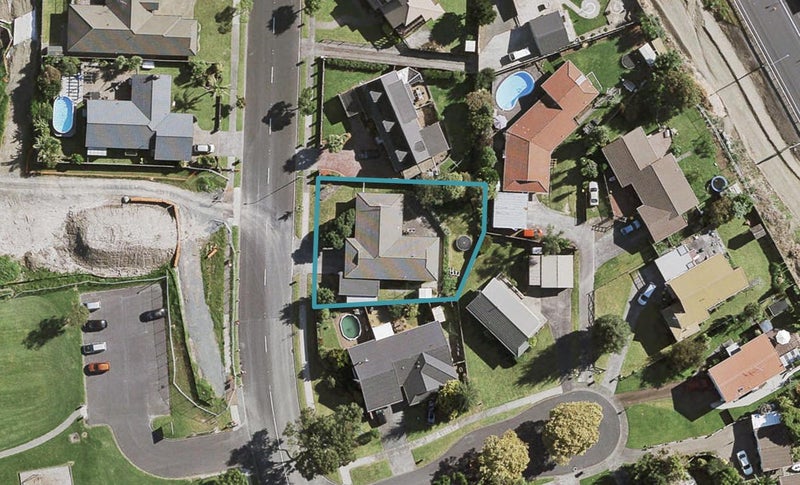13 Brylee Drive, Conifer Grove, Takanini - Carousel 1