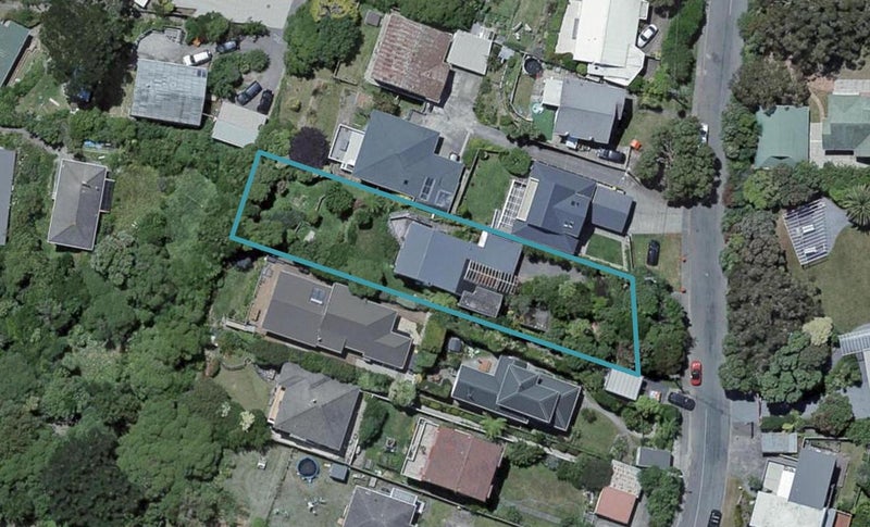 111 Seatoun Heights Road, Seatoun, Wellington - Carousel 1