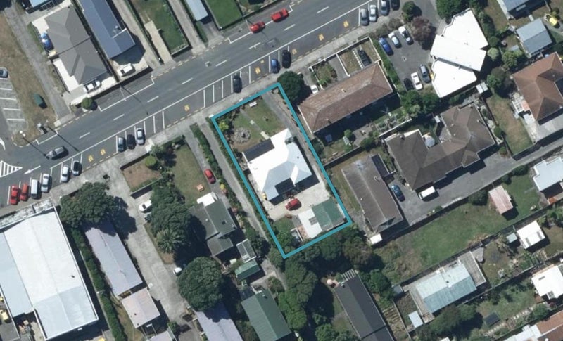 5 Whitehouse Road, Titahi Bay, Porirua - Carousel 1