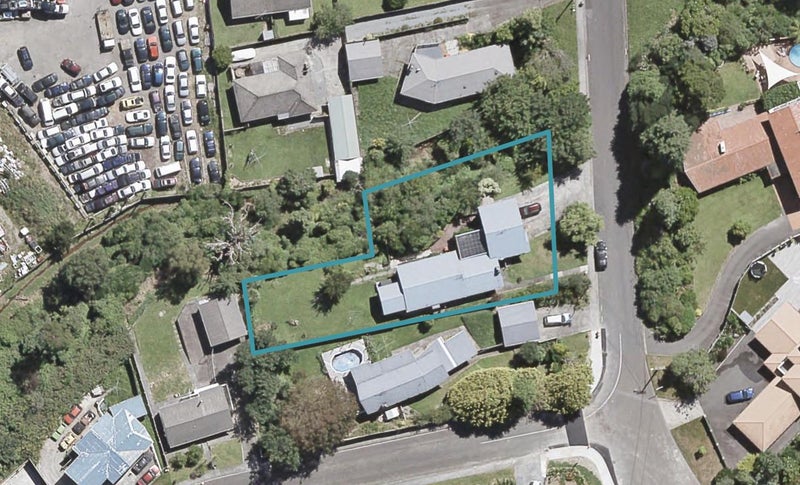 76 Cruickshank Road, Clouston Park, Upper Hutt - Carousel 1