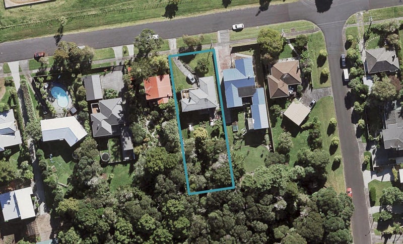 14 Inglis Street, Birkenhead, Auckland - Carousel 1