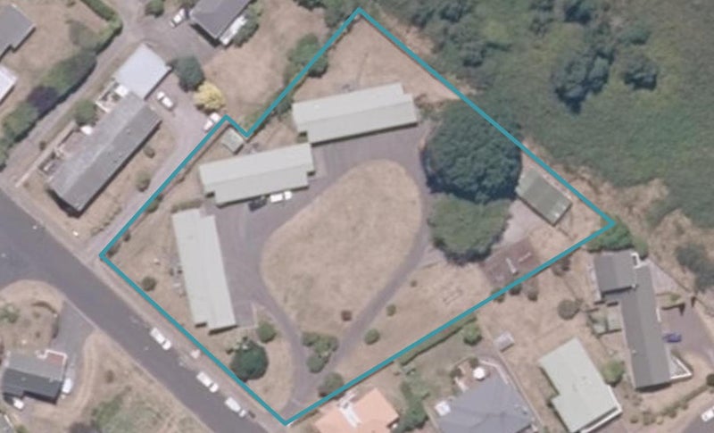 15 Alberta Street, Acacia Bay, Taupo - Carousel 1