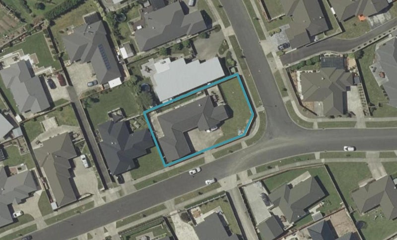 14 Chestnut Close, Kelvin Grove, Palmerston North - Carousel 1