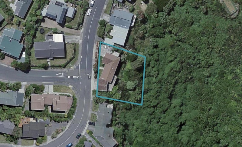 18 Gurkha Crescent, Khandallah, Wellington - Carousel 1