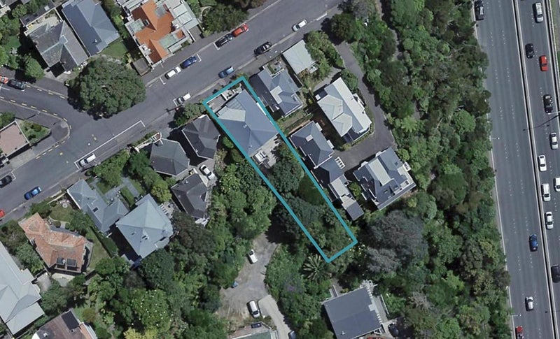 63 Bolton Street, Kelburn, Wellington - Carousel 1