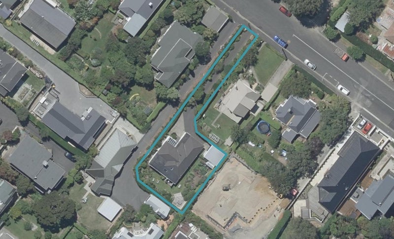 83 Cannington Road, Maori Hill, Dunedin - Carousel 1