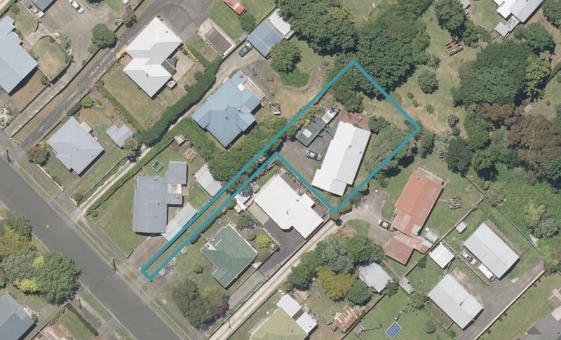 32A Kings Avenue, Gonville, Whanganui - Carousel 1