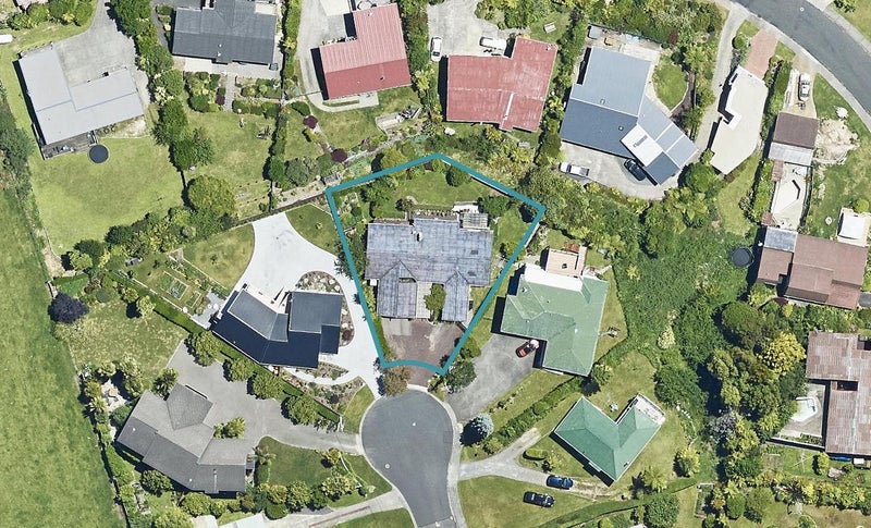 15 Rostrevor Place, Tihiotonga, Rotorua - Carousel 1