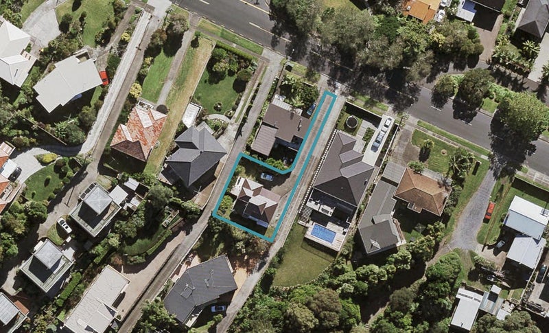67A Exmouth Road, Northcote, Auckland - Carousel 1