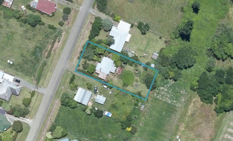 21 Carroll Street, Frasertown, Wairoa - Carousel 1