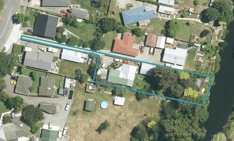 39 Holdaway Street, Riversdale, Blenheim - Carousel 1