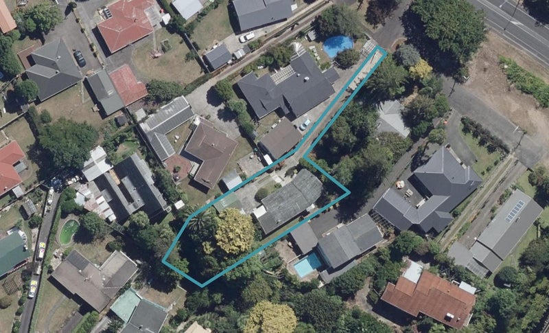 33 Silverdale Road, Silverdale, Hamilton - Carousel 1