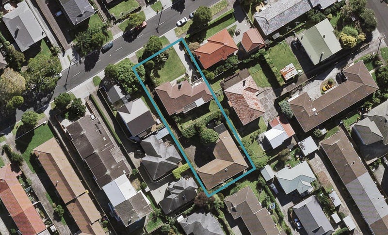 23 Turama Road, Royal Oak, Auckland - Carousel 1