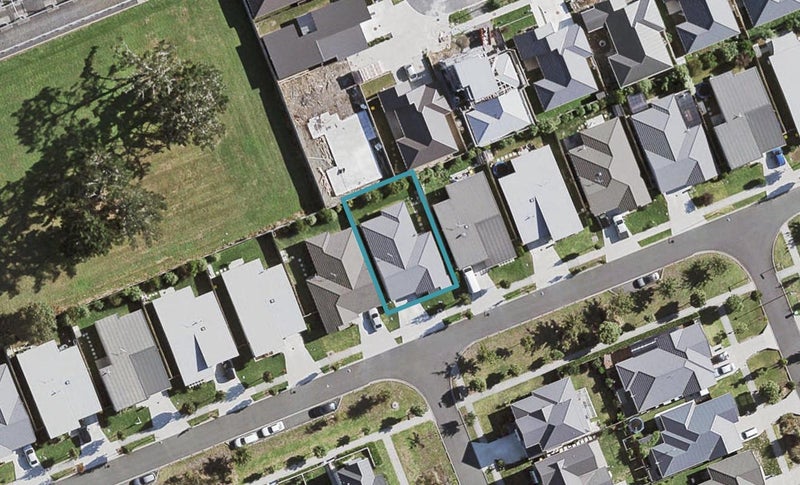 54 Popokatea Drive, Takanini, Auckland - Carousel 1