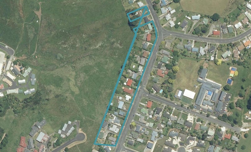 41 Russell Road, Huntly, Huntly - Carousel 1