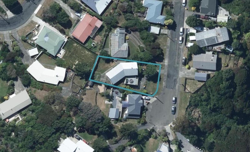 10 Makora Grove, Paremata, Porirua - Carousel 1