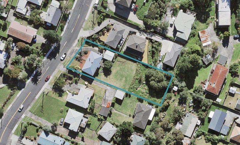 17 Kelwyn Road, Kelston, Auckland - Carousel 1