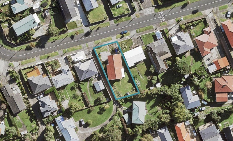 56 Valonia Street, New Windsor, Auckland - Carousel 1