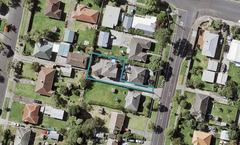 223 Riverside Avenue, Point England, Auckland - Carousel 1